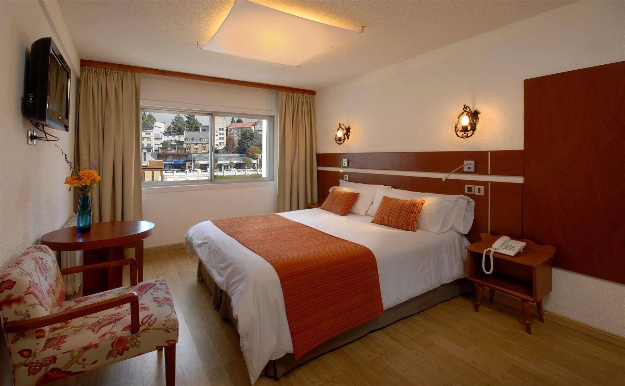 Hotel Tirol San Carlos de Bariloche Ngoại thất bức ảnh