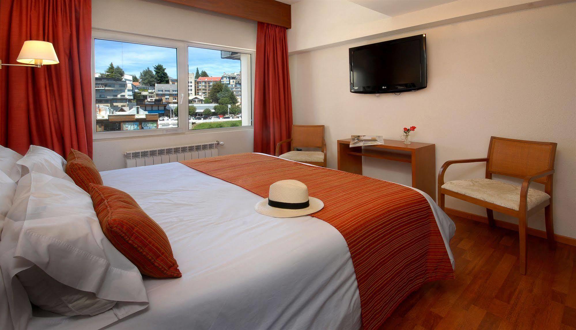 Hotel Tirol San Carlos de Bariloche Ngoại thất bức ảnh